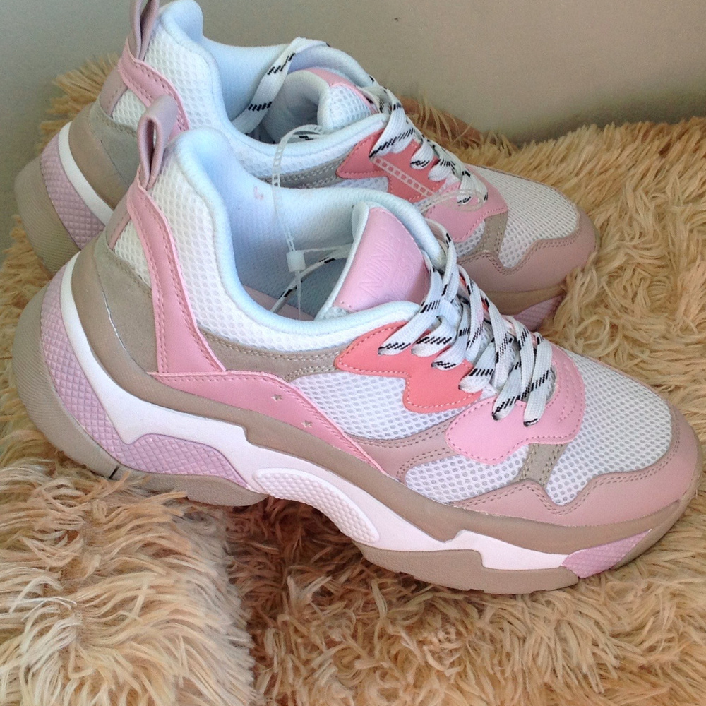 New  Nine West Taybre Chunky Sneakers